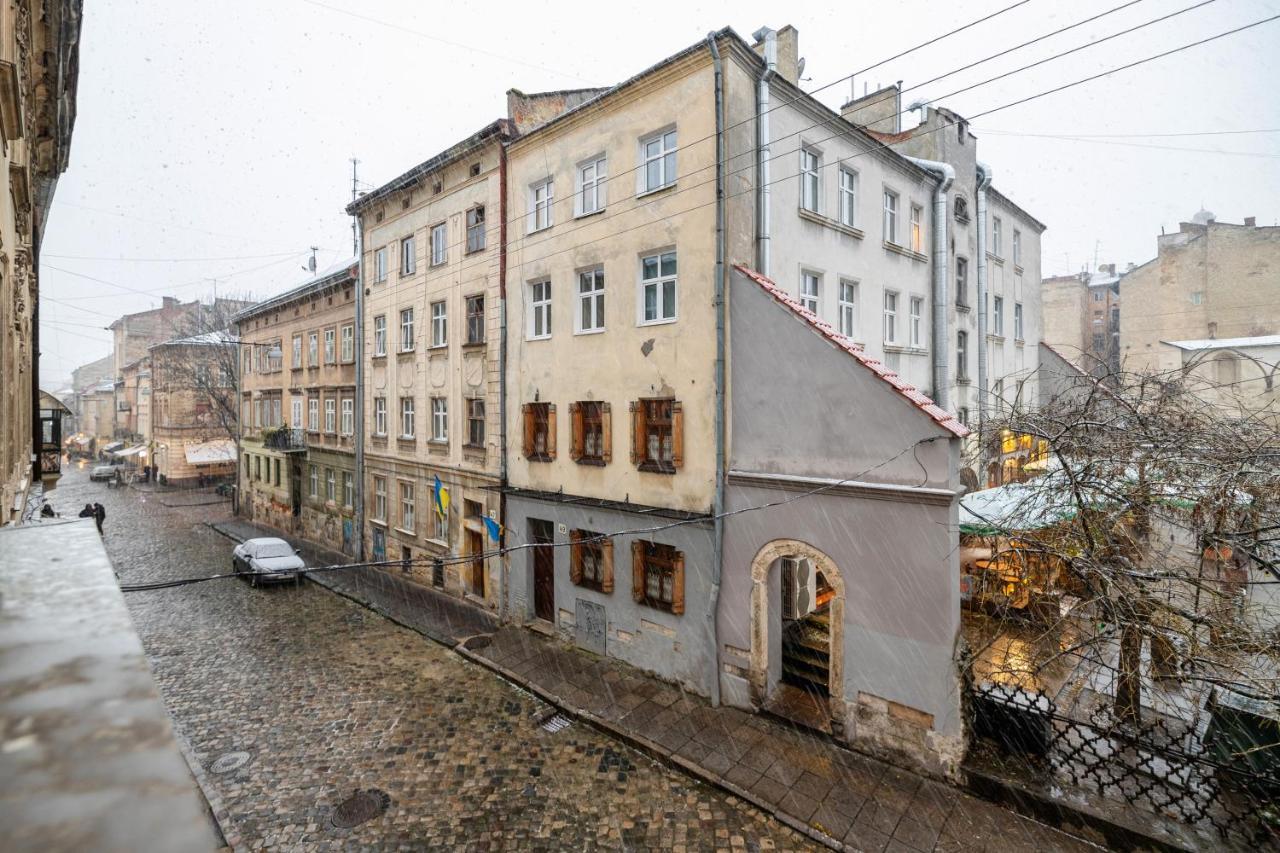 3 Room Apartments , Rohatyntsyv Street Лвив Екстериор снимка